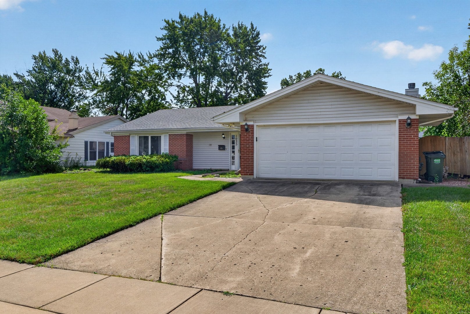 1025 Mayfield Lane
