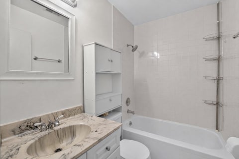Tiny photo for 1025 Mayfield Lane, Hoffman Estates, IL 60169 (MLS # 12769110)