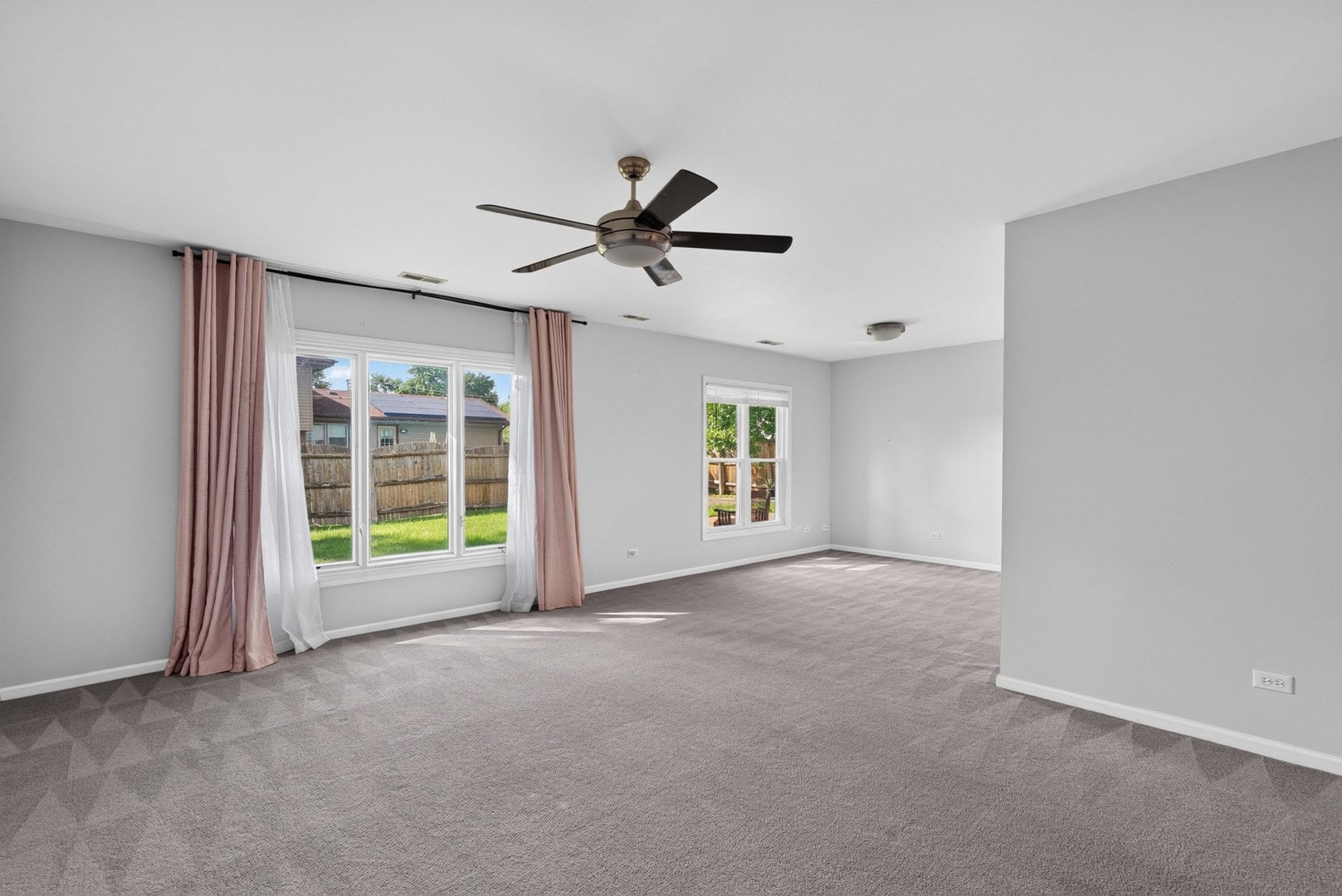 1025 Mayfield Lane