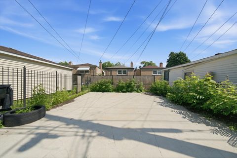 Tiny photo for 1111 E 93rd Street, Chicago, IL 60619 (MLS # 12691295)