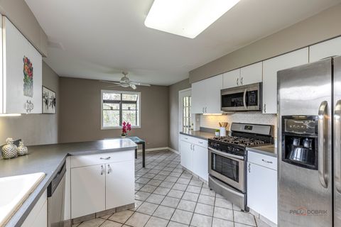 Tiny photo for 930 Ivy Lane #D, Deerfield, IL 60015 (MLS # 12625006)