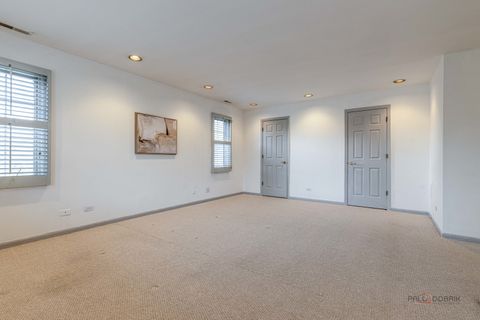 Tiny photo for 930 Ivy Lane #D, Deerfield, IL 60015 (MLS # 12625006)