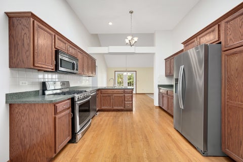 Tiny photo for 1540 HILLCREST Lane, Woodridge, IL 60517 (MLS # 12774702)