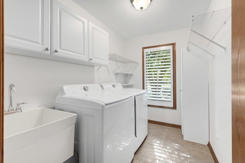 Tiny photo for 1540 HILLCREST Lane, Woodridge, IL 60517 (MLS # 12774702)