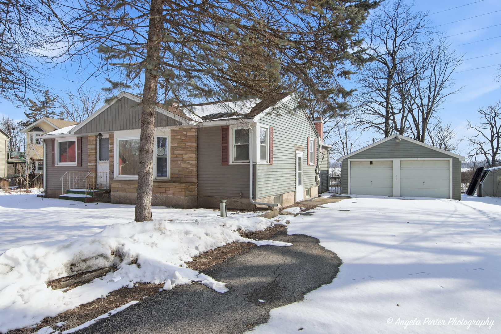 40541 N IL ROUTE 83 Route