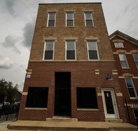 2115 S Wood Street 2N Chicago IL 60608