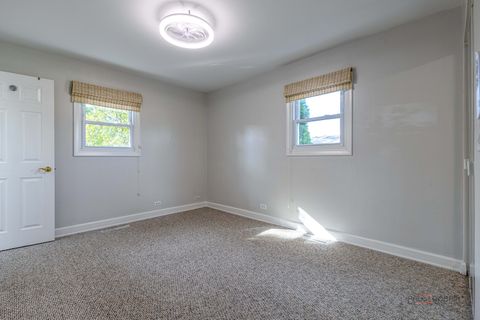 Tiny photo for 533 Cherry Lane, Glenview, IL 60025 (MLS # 12507646)