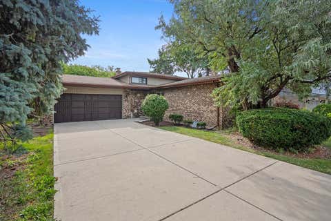 Tiny photo for 3N565 Crown Road, Elmhurst, IL 60126 (MLS # 12721130)