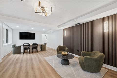 Tiny photo for 10 S Wille Street #201, Mount Prospect, IL 60056 (MLS # 12575416)