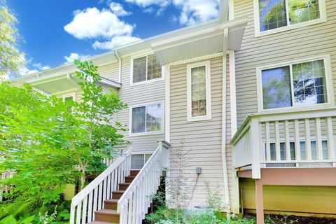 261 W Whispering Oaks Lane Unit 30-5, Round Lake, IL 60073 - #: 12695775