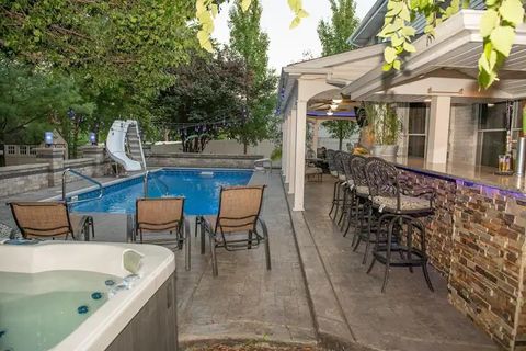 Tiny photo for 792 Downing Street, New Lenox, IL 60451 (MLS # 12595377)