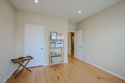 Tiny photo for 580 N Highlander Way, Addison, IL 60101 (MLS # 12526246)