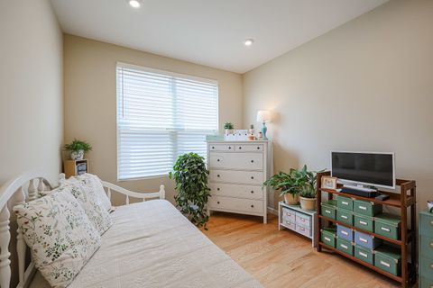 Tiny photo for 580 N Highlander Way, Addison, IL 60101 (MLS # 12526246)