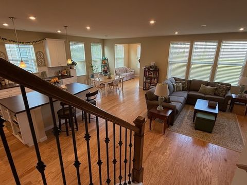 Tiny photo for 580 N Highlander Way, Addison, IL 60101 (MLS # 12526246)