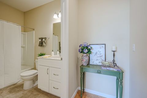 Tiny photo for 580 N Highlander Way, Addison, IL 60101 (MLS # 12526246)