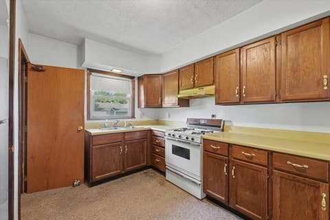 Tiny photo for 109 S Wood Street, Gibson City, IL 60936 (MLS # 12732028)