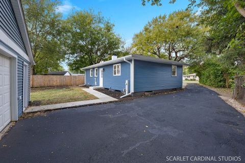 Tiny photo for 701 W Charles Street, Plano, IL 60545 (MLS # 12490384)