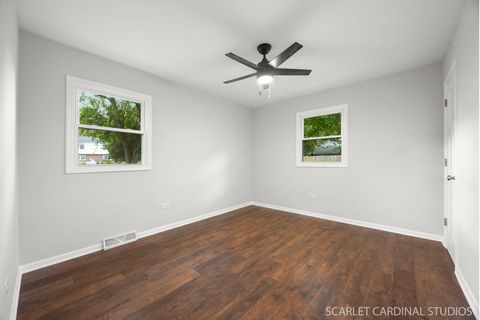 Tiny photo for 701 W Charles Street, Plano, IL 60545 (MLS # 12490384)