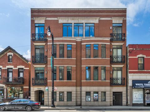 Photo of 1359 W Fullerton Avenue #PH, Chicago, IL 60614 (MLS # 12478676)
