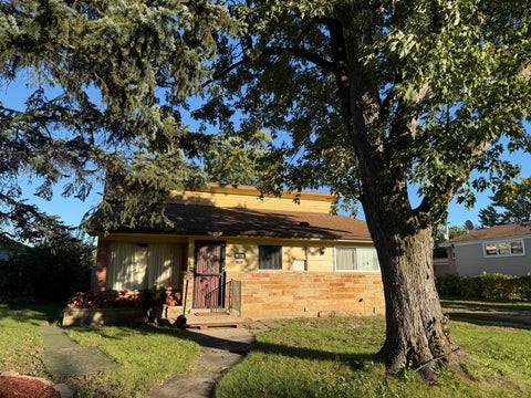 Photo of 9025 N Greenwood Avenue, Niles, IL 60714 (MLS # 12785925)