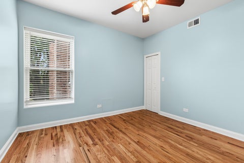 Tiny photo for 4614 S CALUMET Avenue #3S, Chicago, IL 60653 (MLS # 12702892)