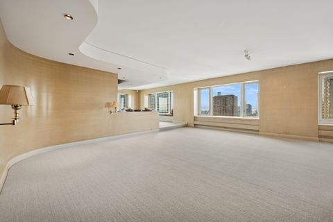 Tiny photo for 132 E Delaware Place #5201, Chicago, IL 60611 (MLS # 12484914)