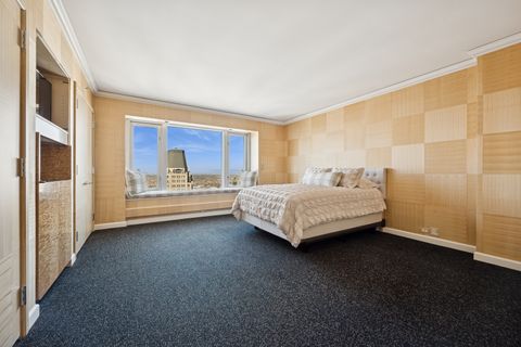 Tiny photo for 132 E Delaware Place #5201, Chicago, IL 60611 (MLS # 12484914)