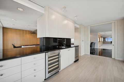 Tiny photo for 132 E Delaware Place #5201, Chicago, IL 60611 (MLS # 12484914)