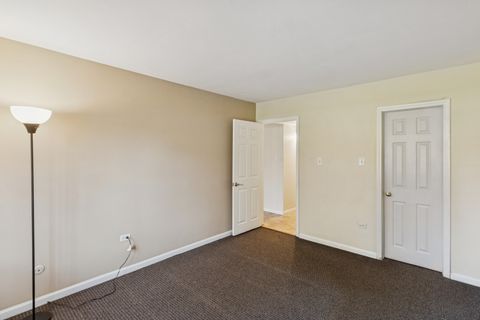 Tiny photo for 1633 N Windsor Drive #113, Arlington Heights, IL 60004 (MLS # 12506315)
