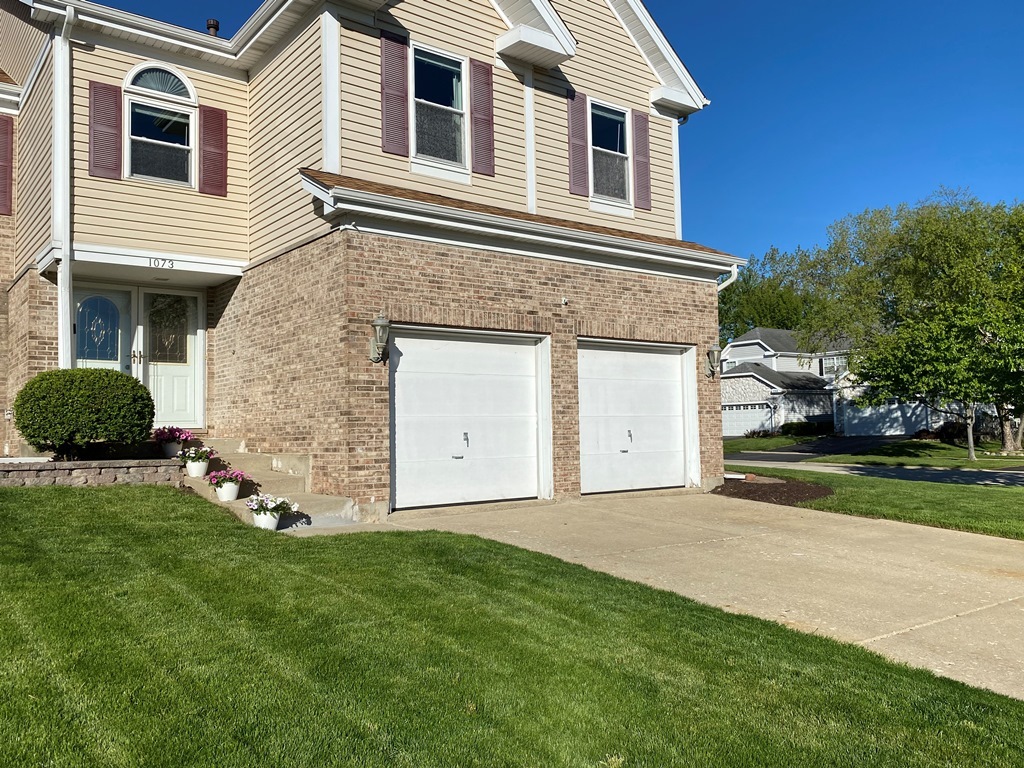1073 Georgian Place 1073