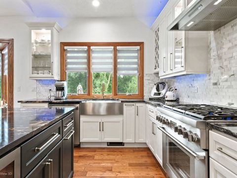 Tiny photo for 936 Glen Oak Drive, Sleepy Hollow, IL 60118 (MLS # 12442707)