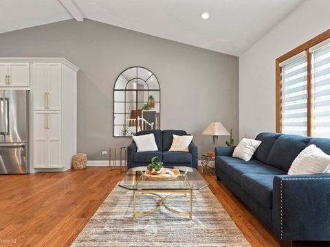 Tiny photo for 936 Glen Oak Drive, Sleepy Hollow, IL 60118 (MLS # 12442707)