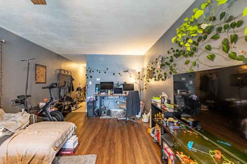 Tiny photo for 1008 Washington Boulevard #5, Oak Park, IL 60302 (MLS # 12613598)