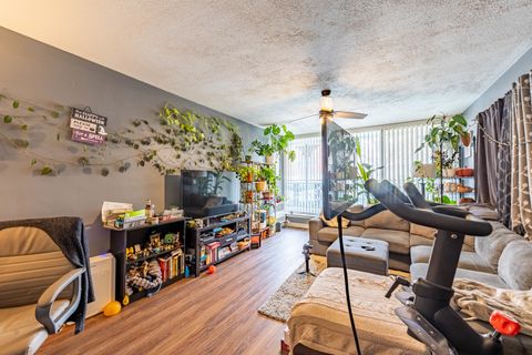 Tiny photo for 1008 Washington Boulevard #5, Oak Park, IL 60302 (MLS # 12613598)
