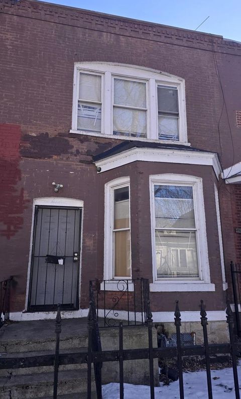 Photo of 8103 S Muskegon Avenue, Chicago, IL 60617 (MLS # 12572962)