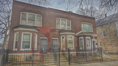 8103 S Muskegon Avenue Chicago IL 60617