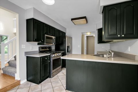 Tiny photo for 1921 Wisteria Court #3, Naperville, IL 60565 (MLS # 12414635)