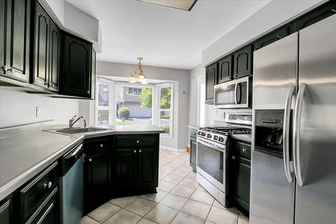 Tiny photo for 1921 Wisteria Court #3, Naperville, IL 60565 (MLS # 12414635)