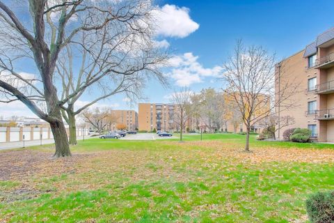 Tiny photo for 931 W Arquilla Drive #133, Glenwood, IL 60425 (MLS # 12623897)