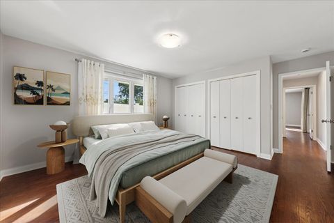 Tiny photo for 5811 Longview Drive, Countryside, IL 60525 (MLS # 12520937)