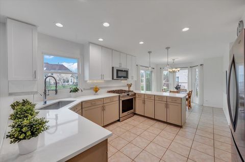 Tiny photo for 1355 Beckett Lane, Schaumburg, IL 60173 (MLS # 12634519)