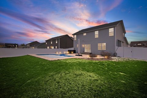 Tiny photo for 2008 Rylan Road, Mahomet, IL 61853 (MLS # 12586272)