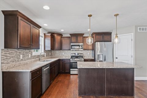 Tiny photo for 2008 Rylan Road, Mahomet, IL 61853 (MLS # 12586272)