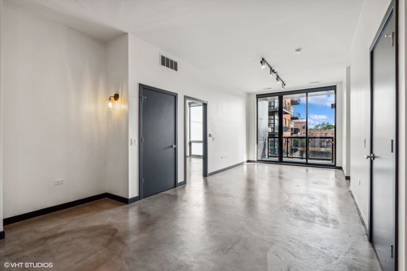1647 N Milwaukee Avenue 308