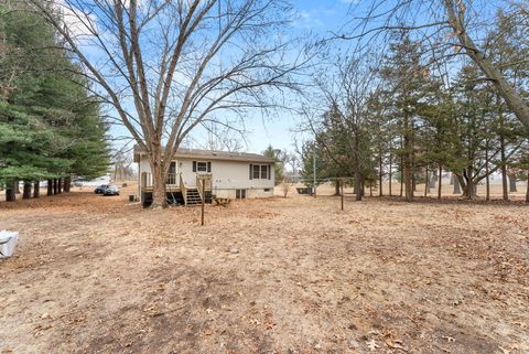 Tiny photo for 449 83rd Avenue, New Boston, IL 61272 (MLS # 12587664)