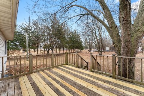 Tiny photo for 449 83rd Avenue, New Boston, IL 61272 (MLS # 12587664)