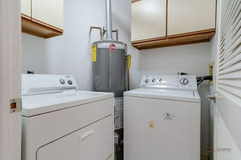 Tiny photo for 76 Willow Parkway, Buffalo Grove, IL 60089 (MLS # 12584177)