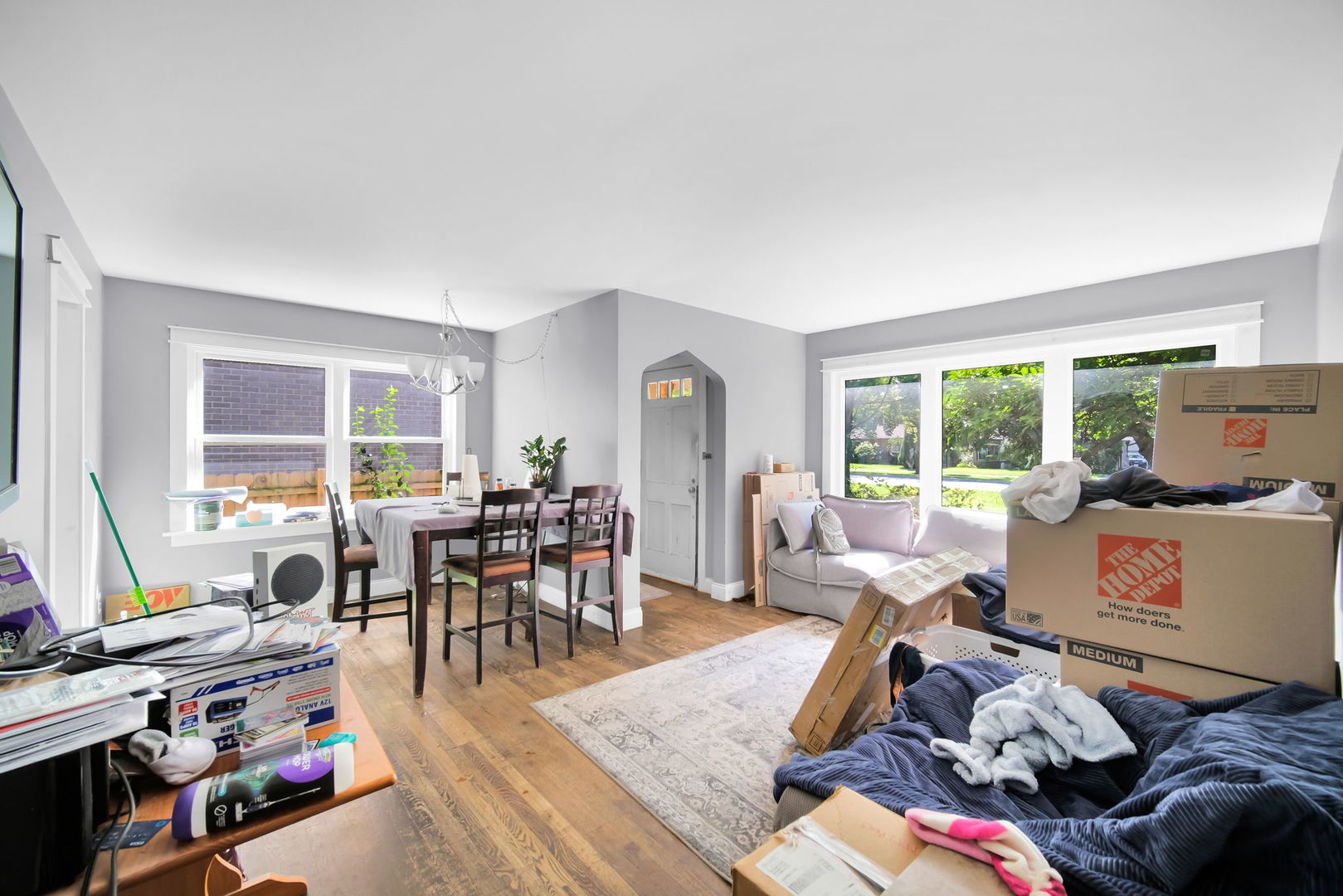 313 Harlem Avenue