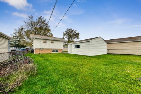 A home in Crestwood