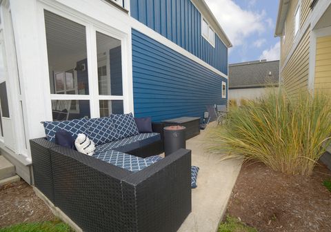 Tiny photo for 179 Leeward Way #21, Ottawa, IL 61350 (MLS # 12582838)